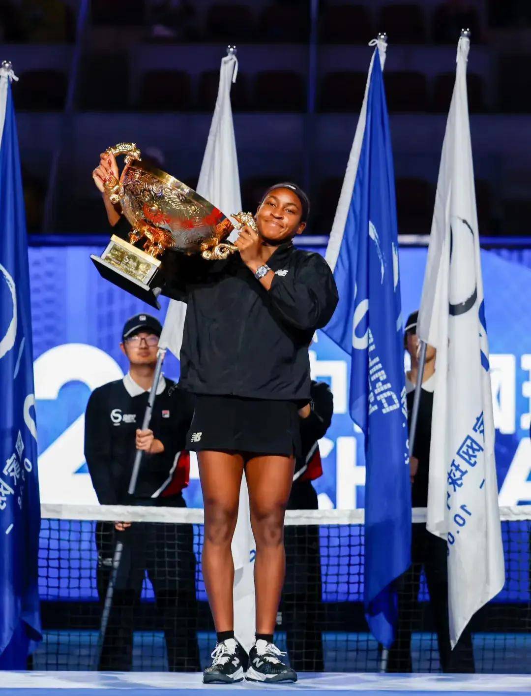 虽然上海海 虽然上海海