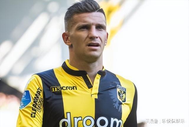 国际足坛的 国际足坛的